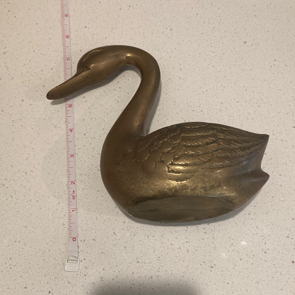Chic Bronze Swan Sculpture - Picture 3 of 4